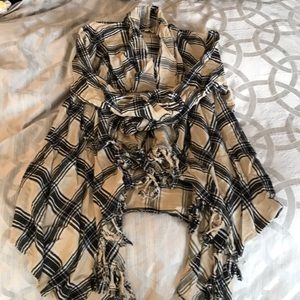NWOT open front asymmetrical plaid top